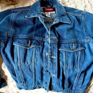 Men’s WRANGLER denim jacket size Small EUC